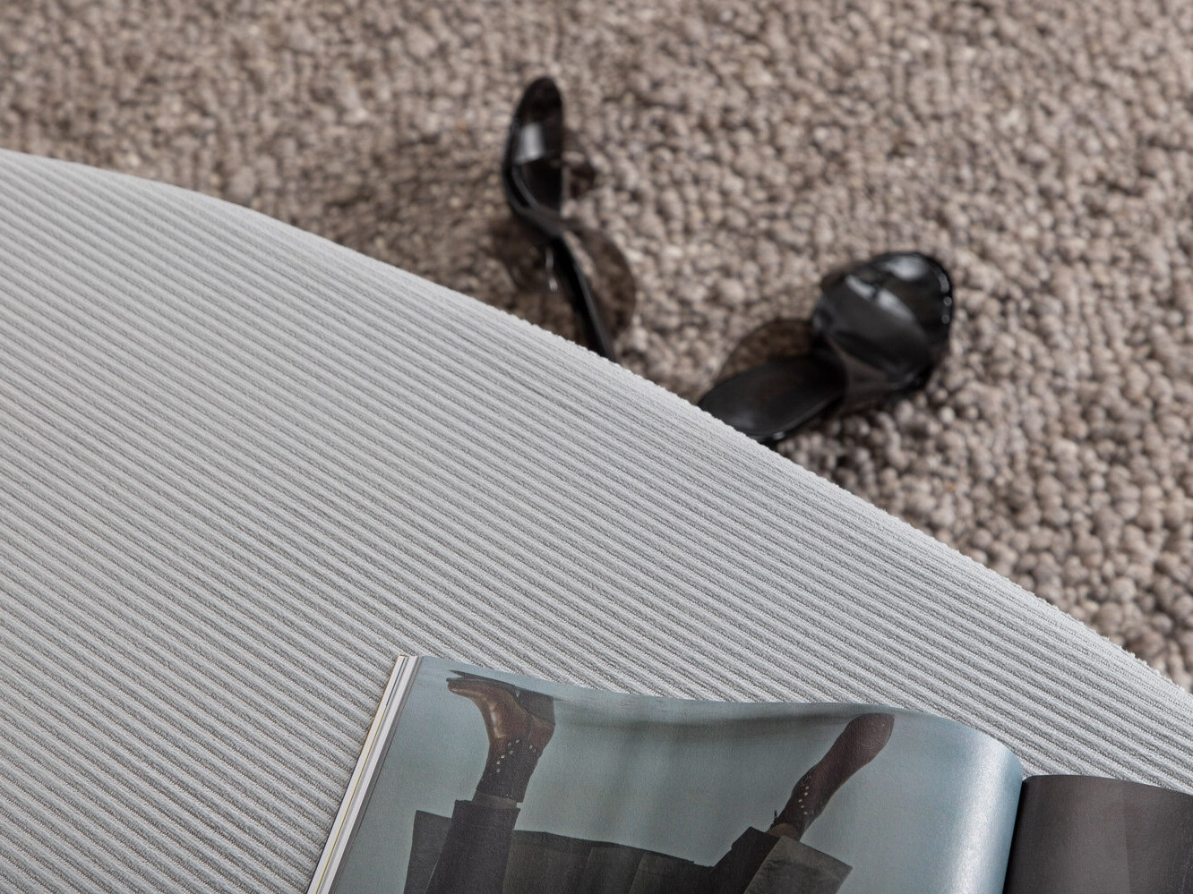 Ταμπουρέ Dallas 2920 (Γκρι + Μαύρο)