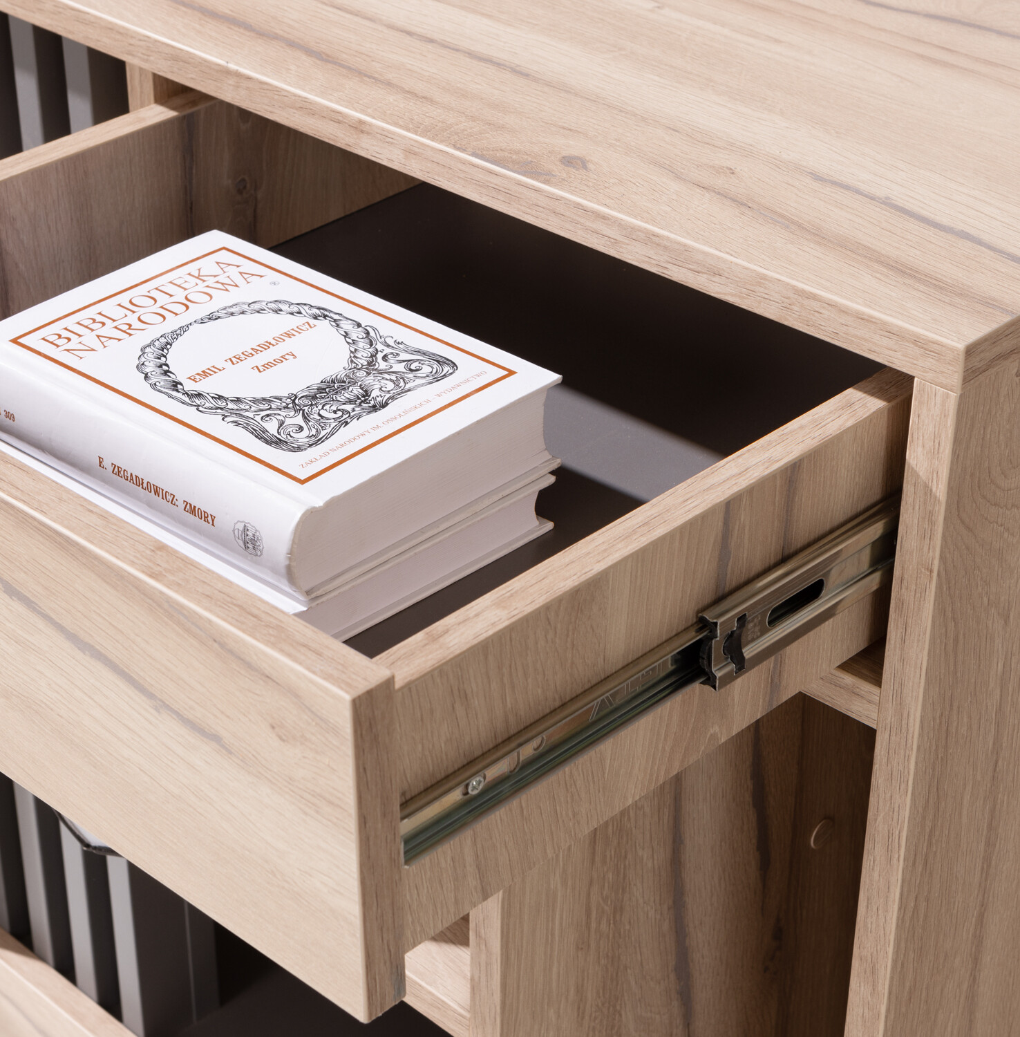 Chest of drawers Livlevo 107