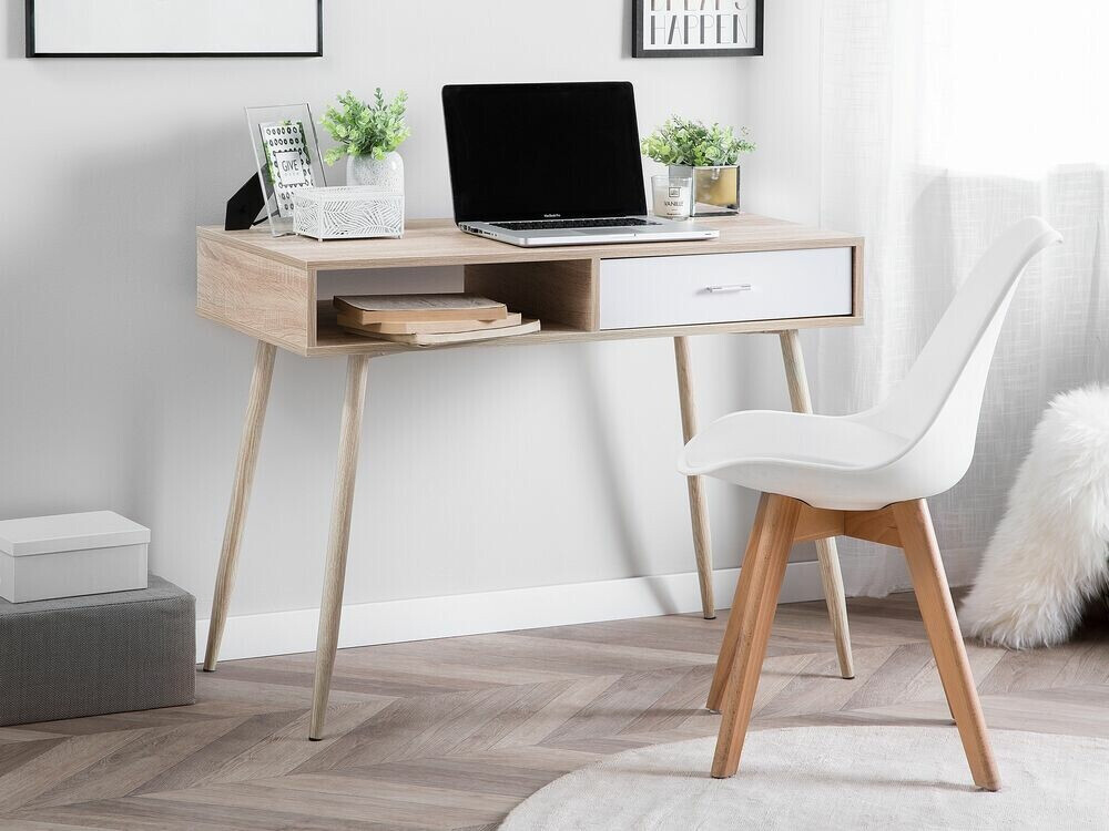 Desk Berwyn 154