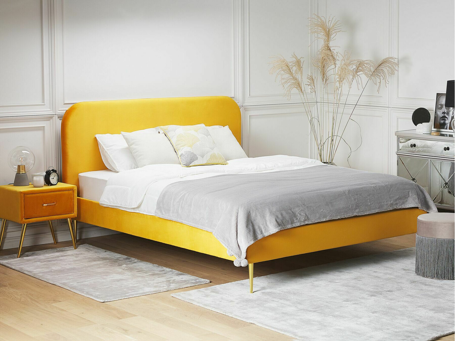 Bedside table Berwyn 325 (Yellow + Golden)