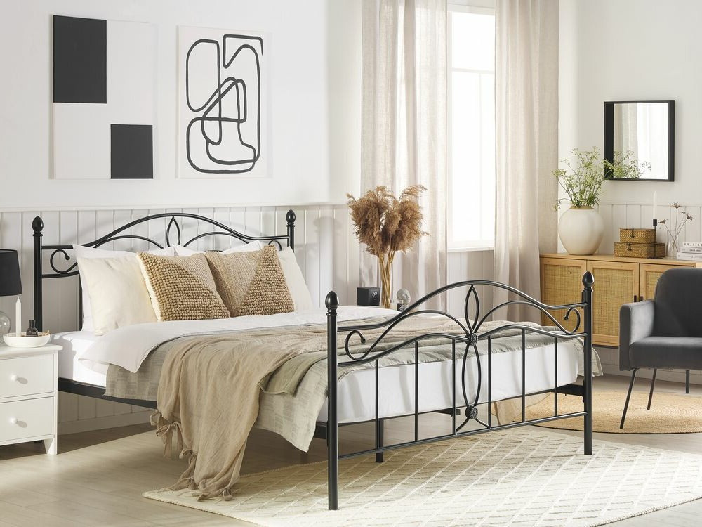 Bed Berwyn 441 (Black)