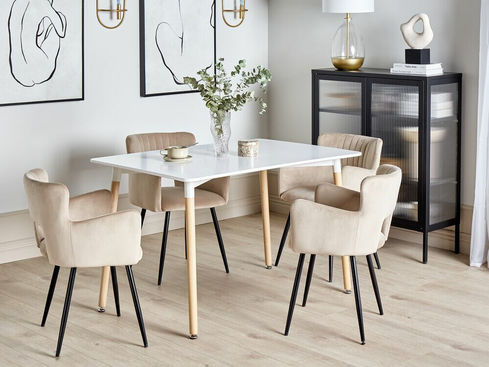 Table Berwyn 1480