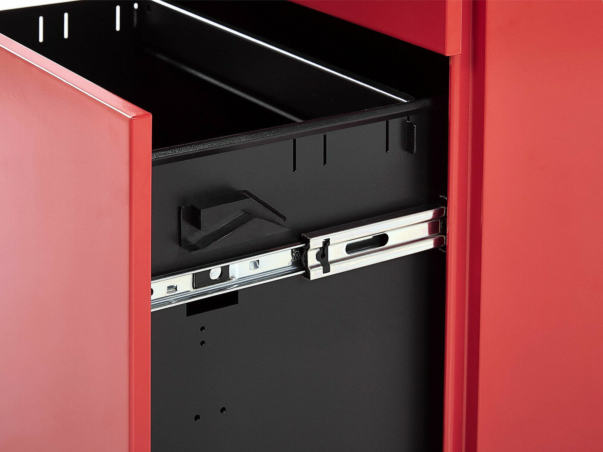 Under-desk pedestal Berwyn 1521 (Red)