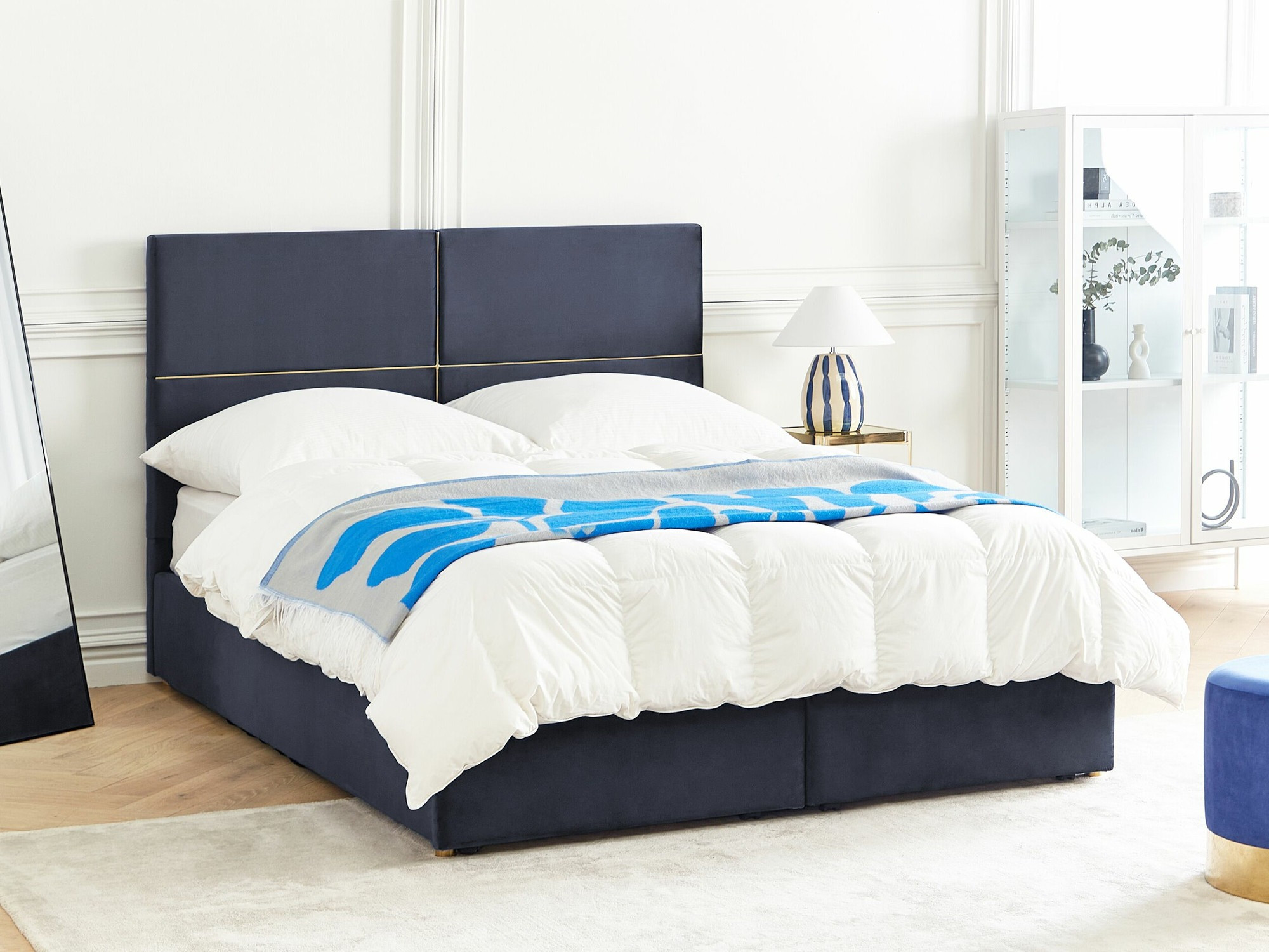 Bed Berwyn 1615 (Black)