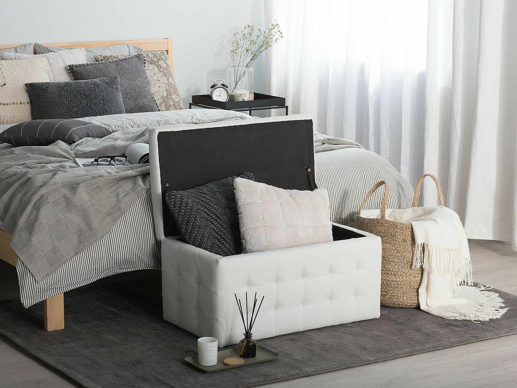 Ταμπουρέ Berwyn 1753 (Άσπρο)