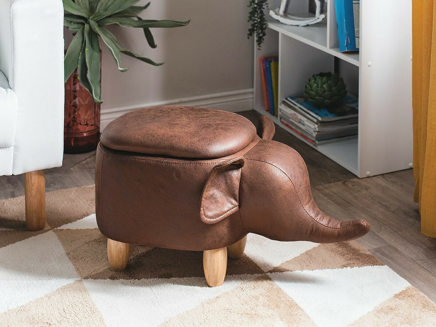 Ottoman Berwyn 666 (Brown)