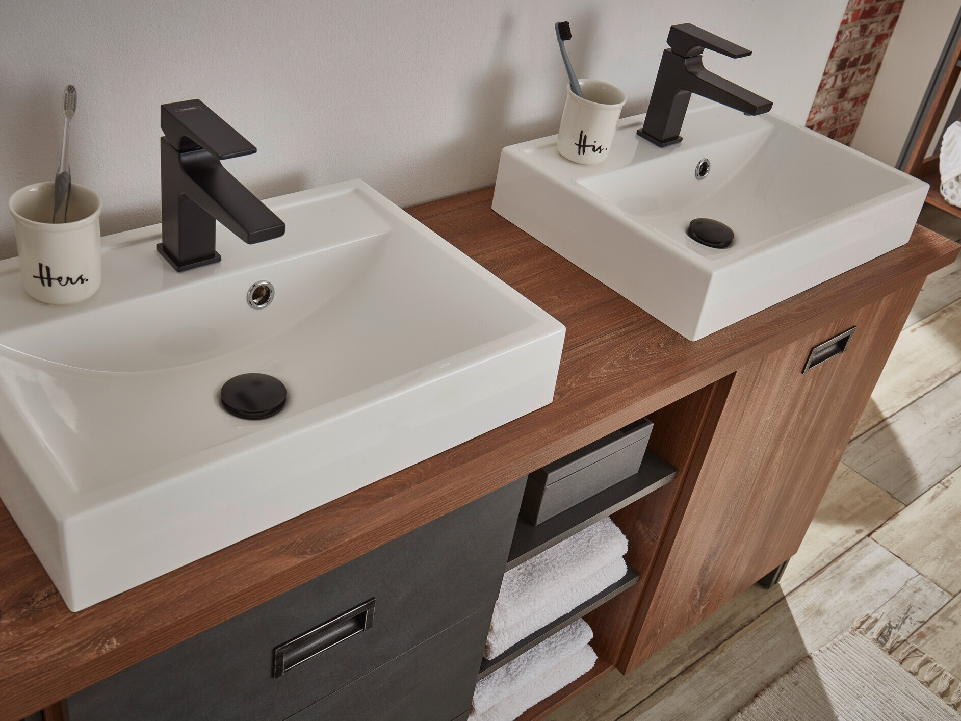 Όρθιο ντουλάπι νιπτήρα μπάνιου Virmeli 141