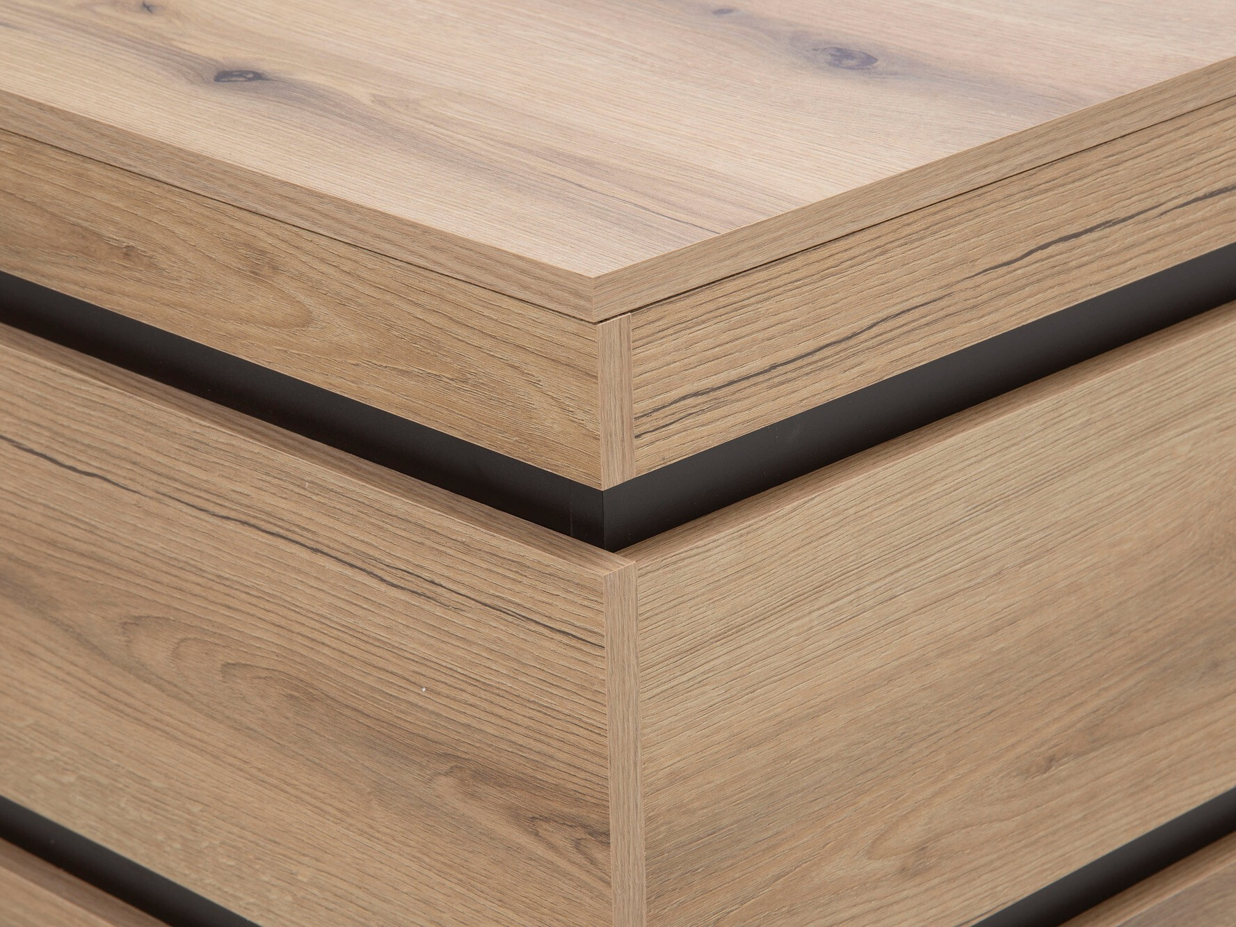 Chest of drawers Enocira 104