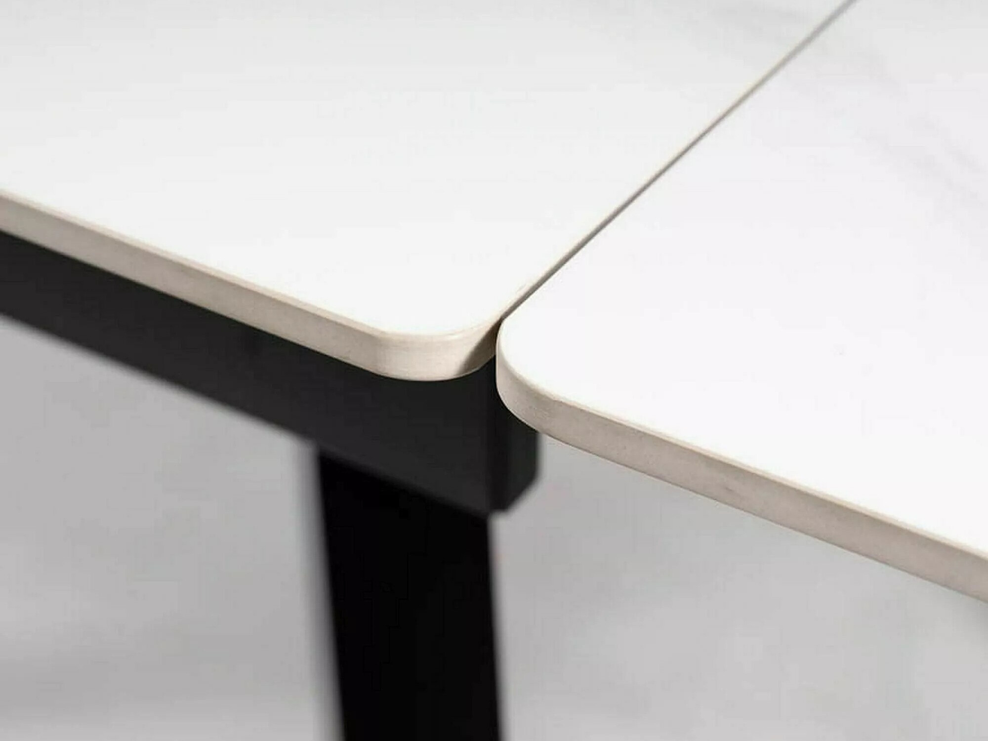 Table Detroit 344
