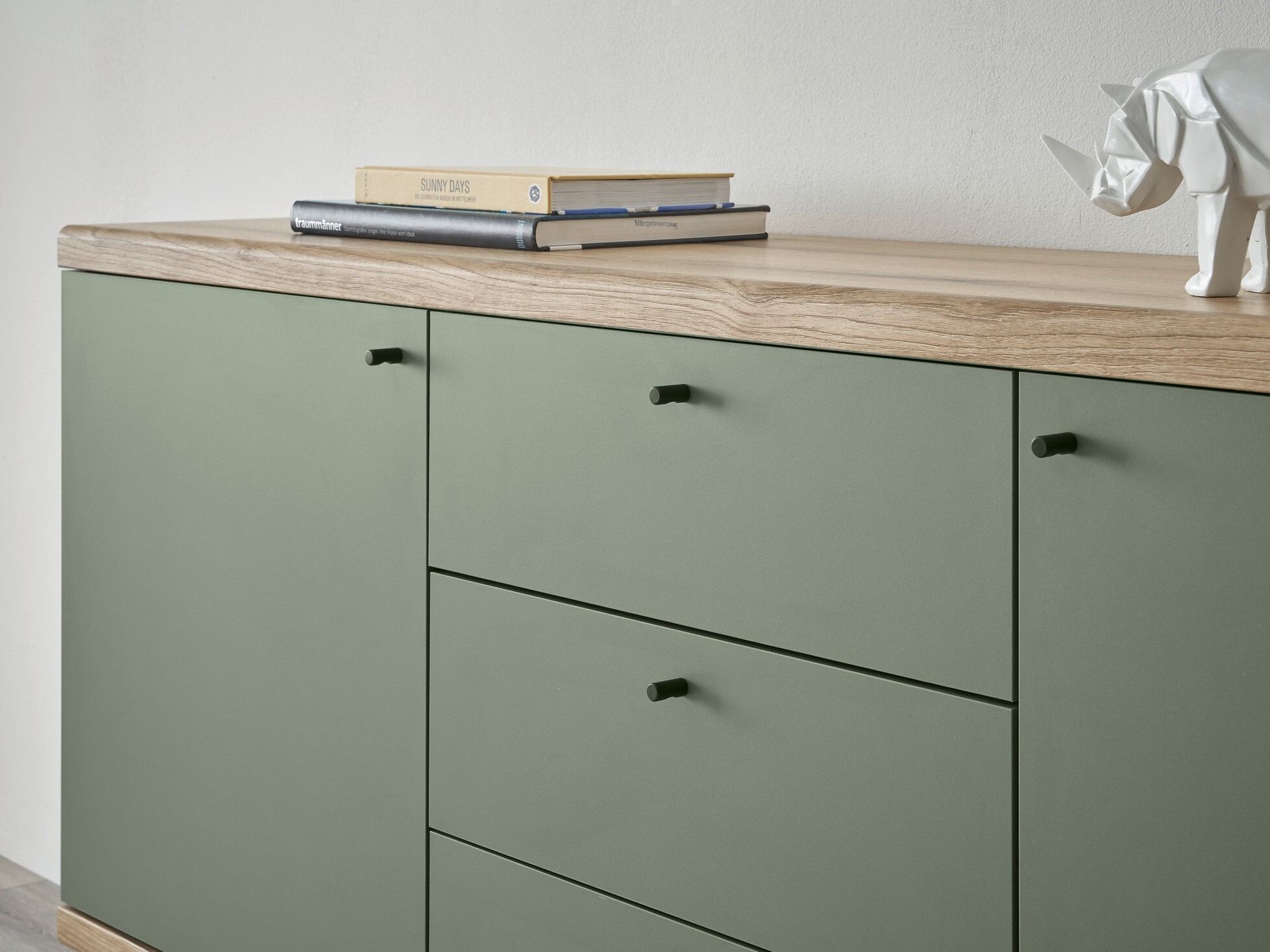 Συρταριέρα Deltali 105