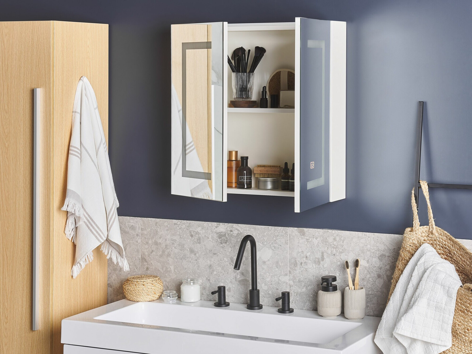 Bathroom mirror cabinet Berwyn 2153 (White)