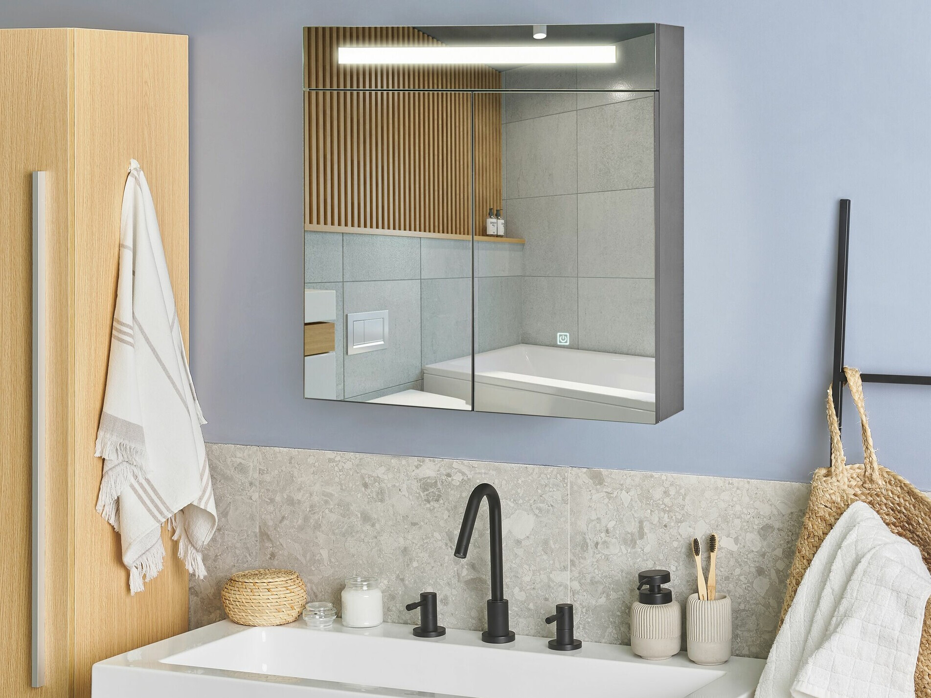 Bathroom mirror cabinet Berwyn 2154 (Black)