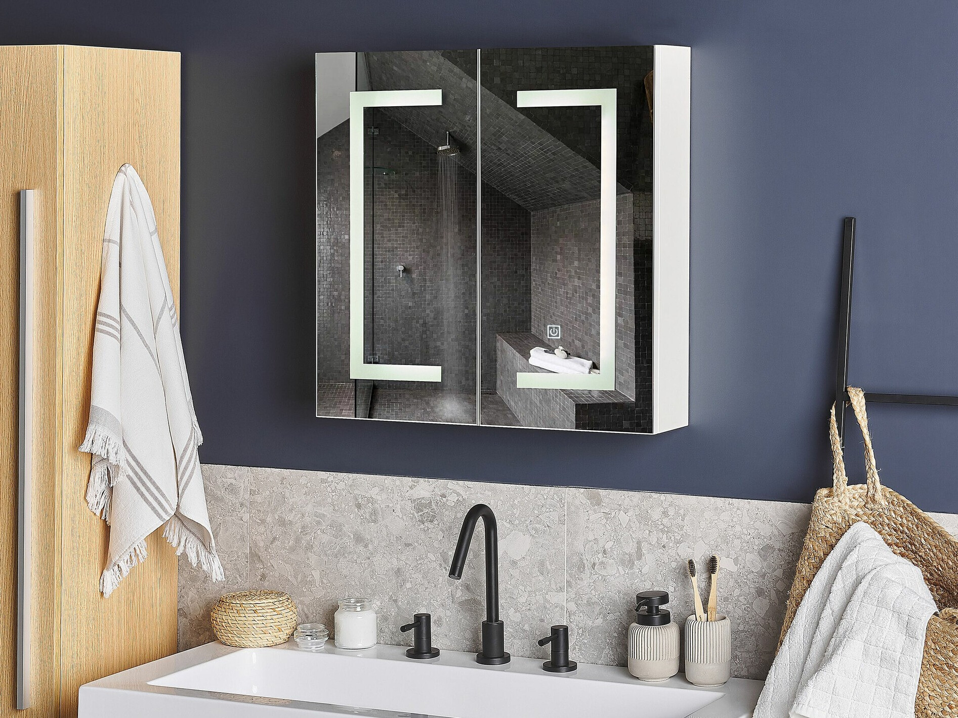 Ντουλάπι μπάνιου με καθρέφτη Berwyn 2153 (Άσπρο)