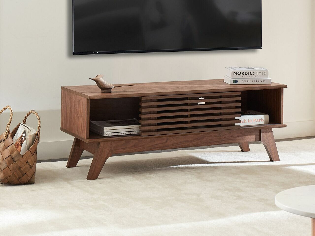 Έπιπλο τηλεόρασης Berwyn 210 (Σκούρο ξύλο)