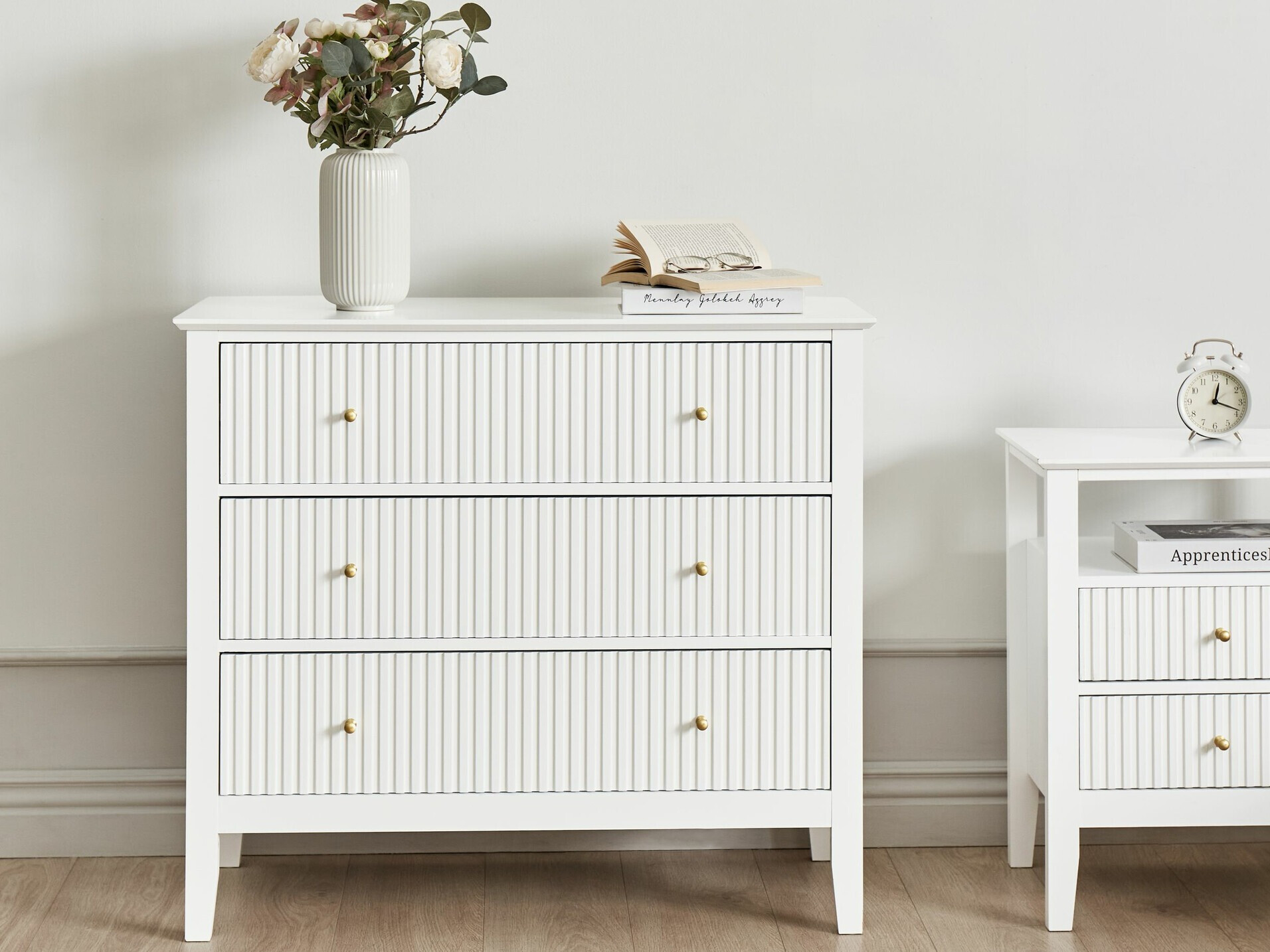 Chest of drawers Romloru 102