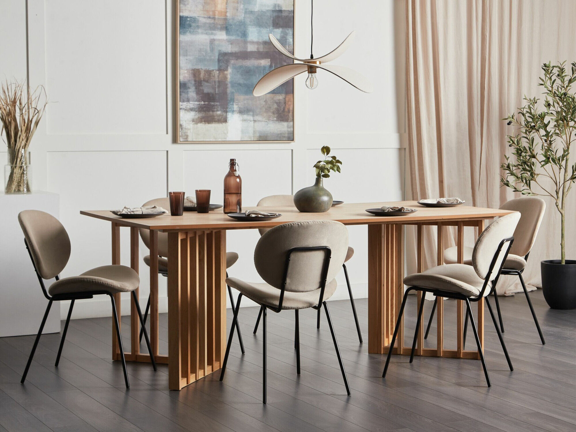 Table Berwyn 2242