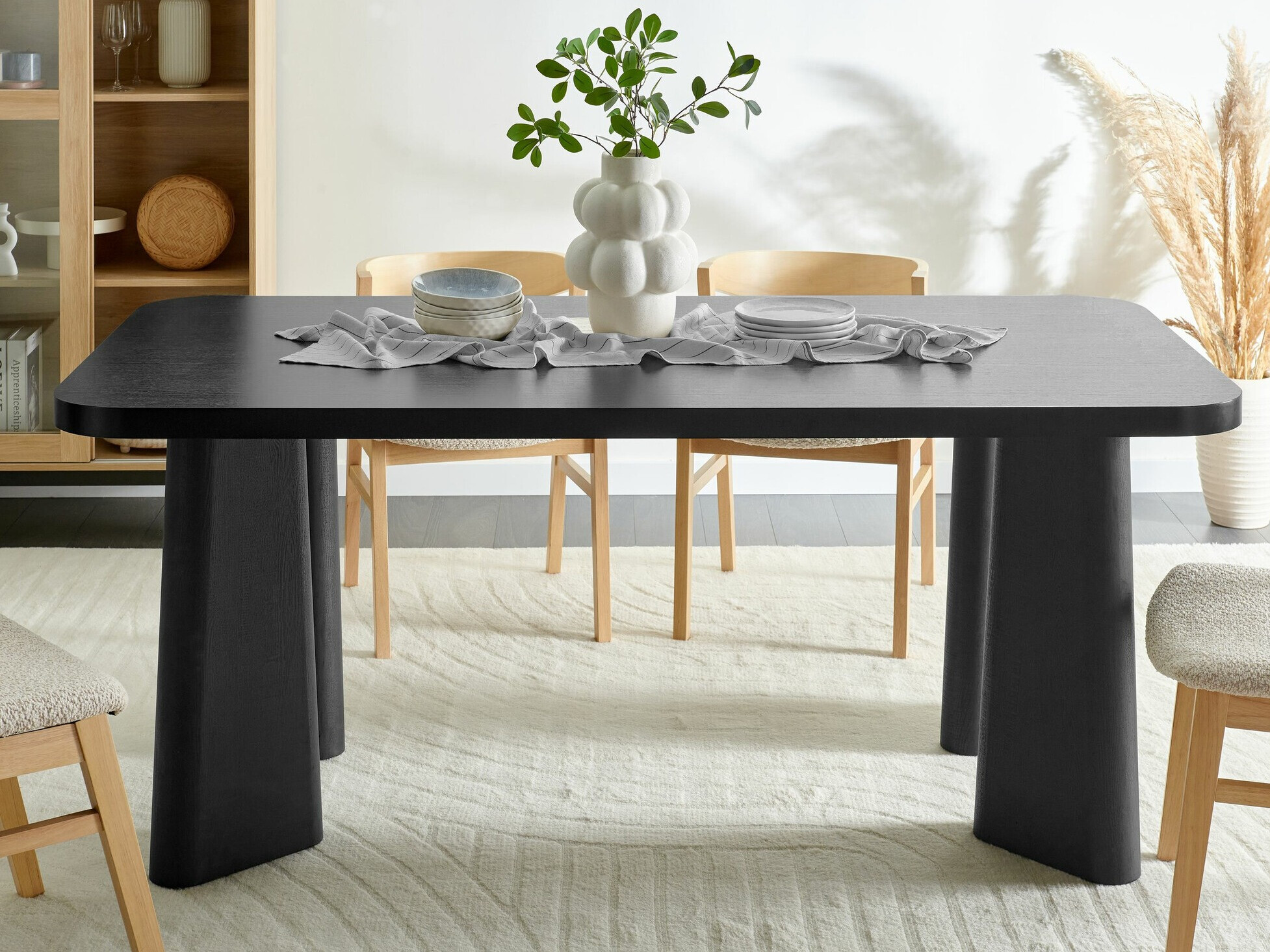 Table Berwyn 2244