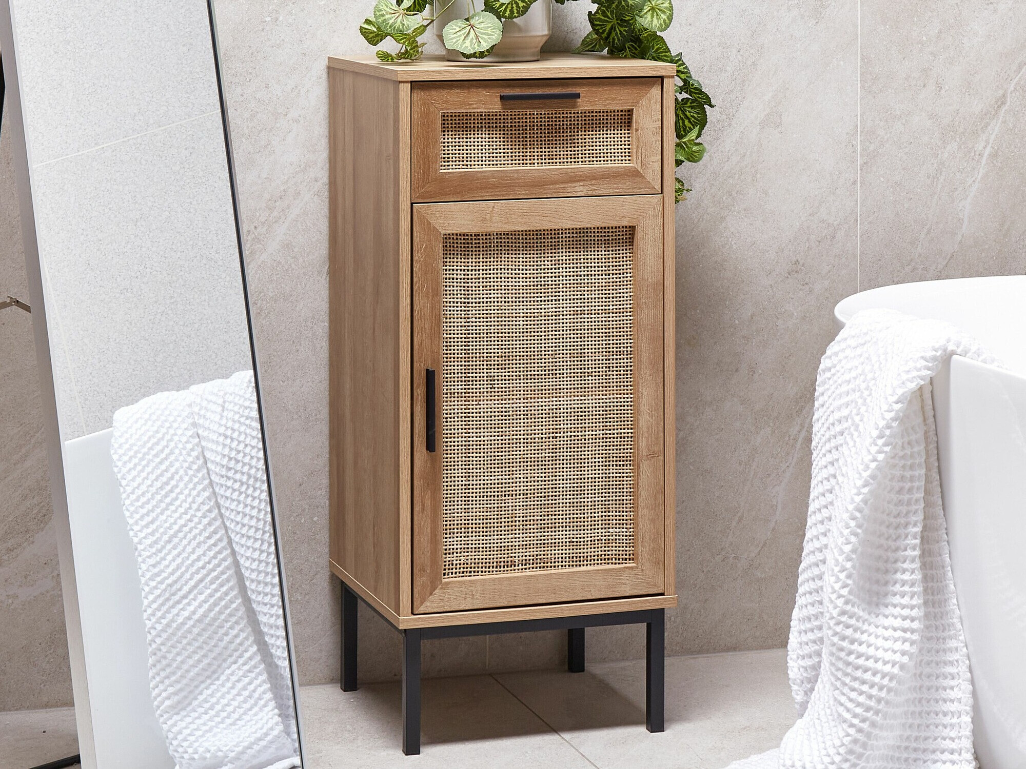 Standing bathroom cabinet Meldoru 102