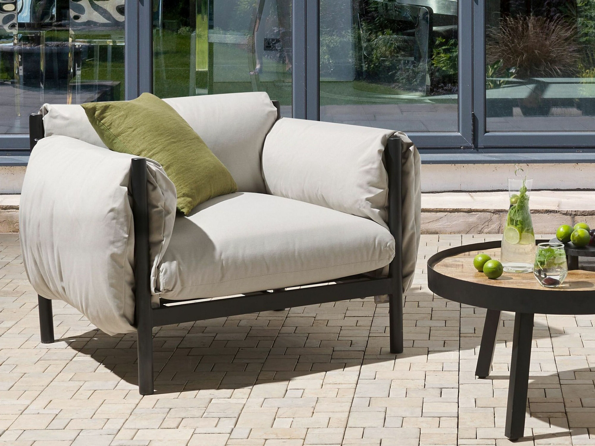 Outdoor armchair Berwyn 2524