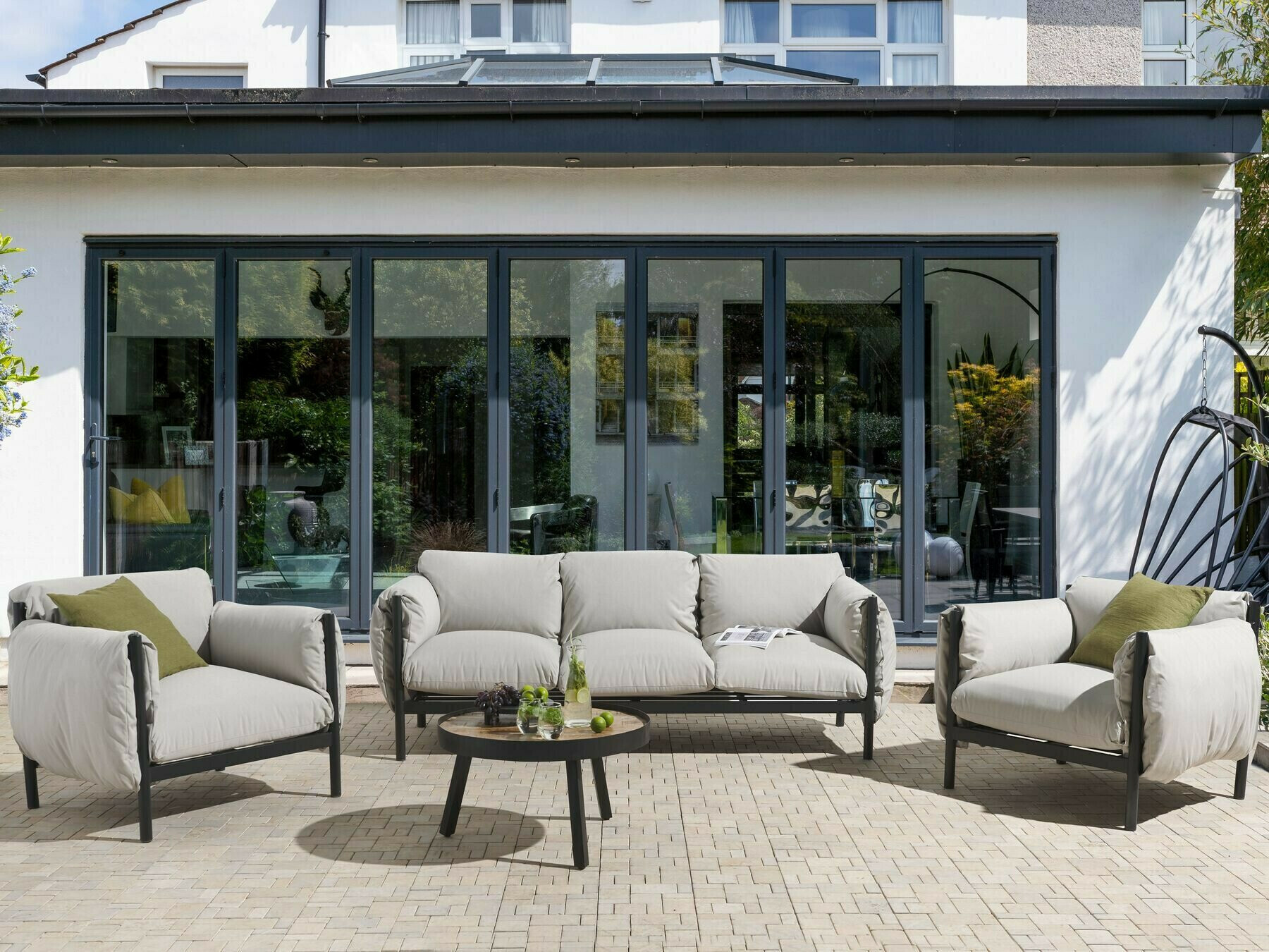 Outdoor armchair Berwyn 2524