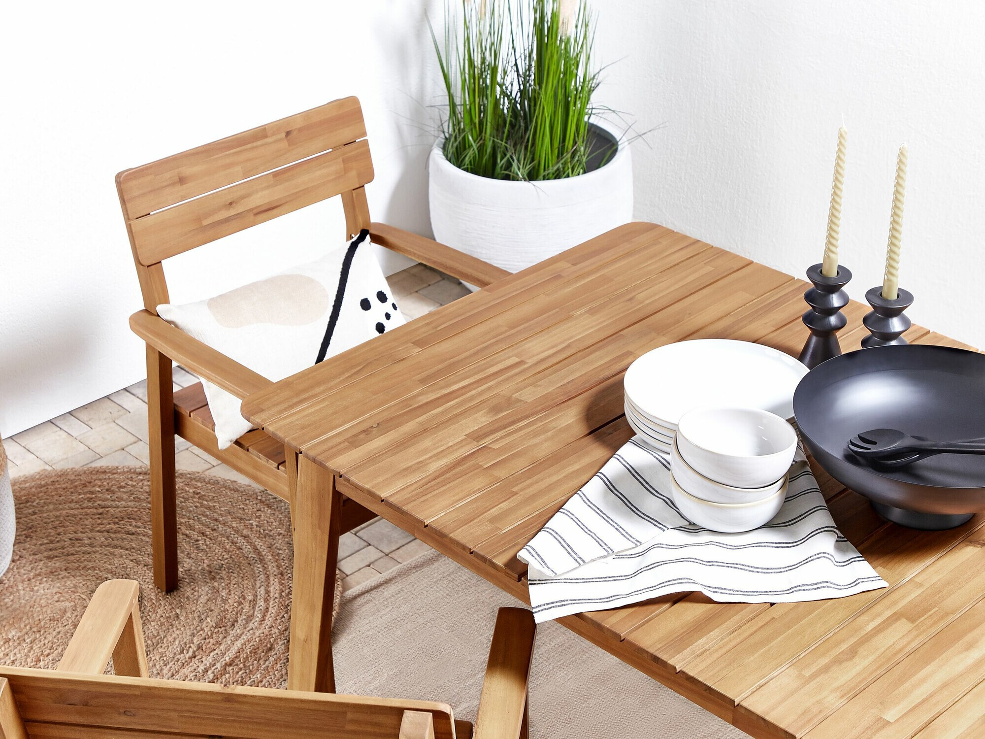 Outdoor table Berwyn 2595