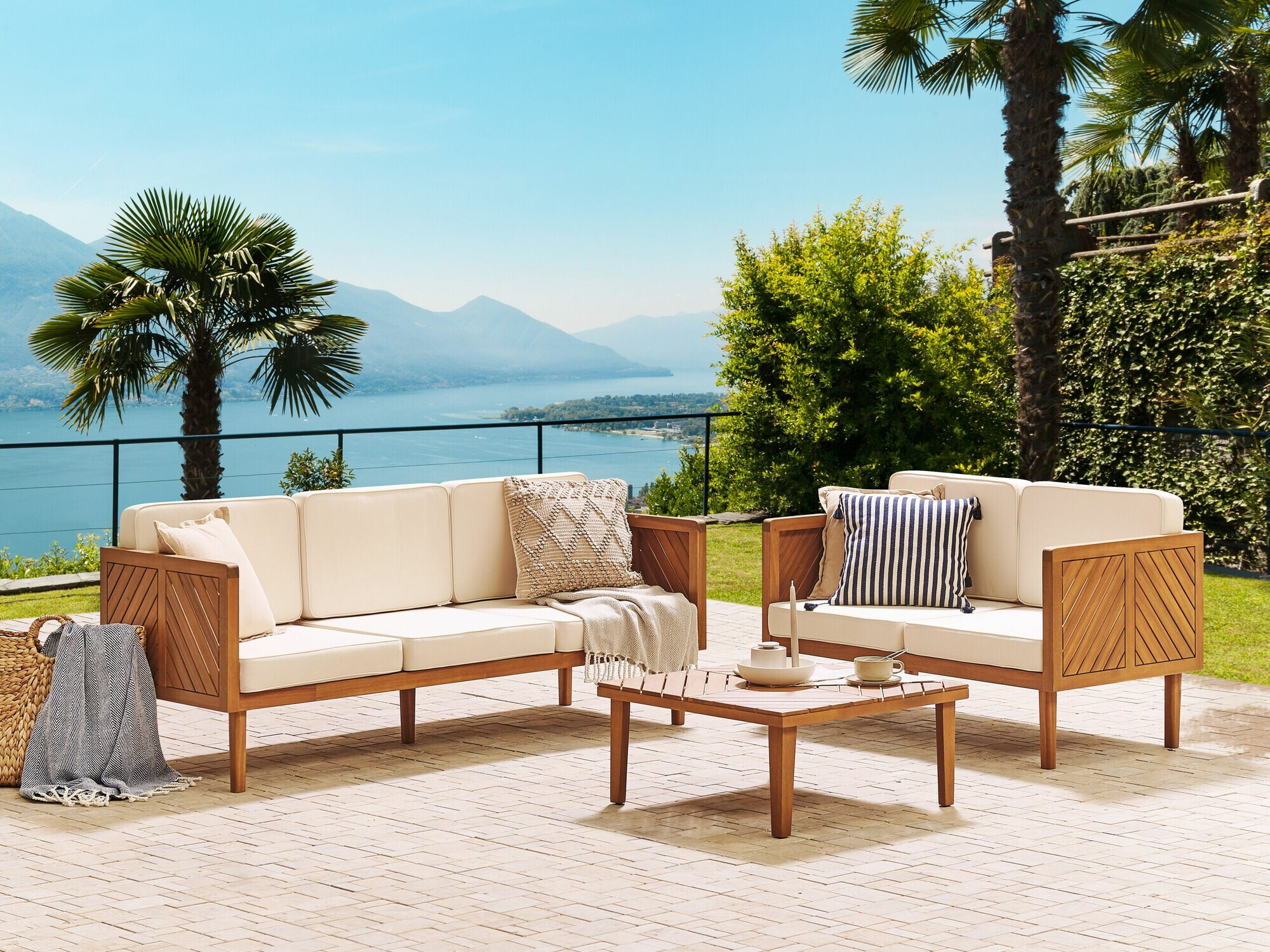Outdoor sofa Camenou 107