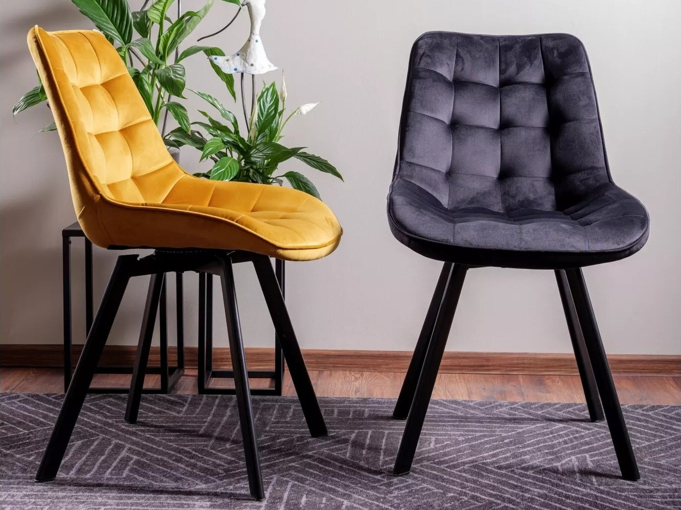 Chair Detroit 747 (Black)
