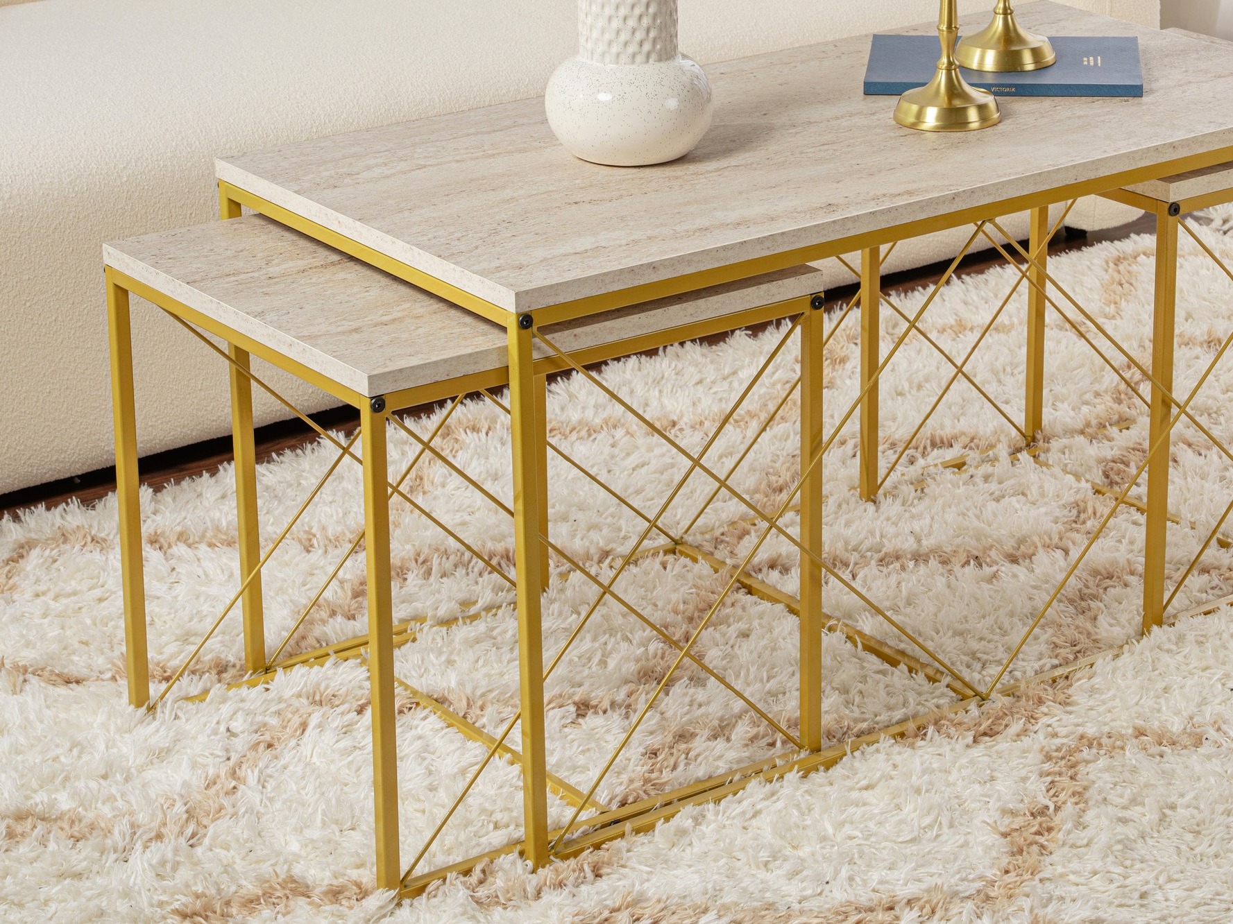 Σετ τραπεζιών σαλονιού Kailua 2619 (Ανοιχτόχρωμη τραβερτίνη + Χρυσό)