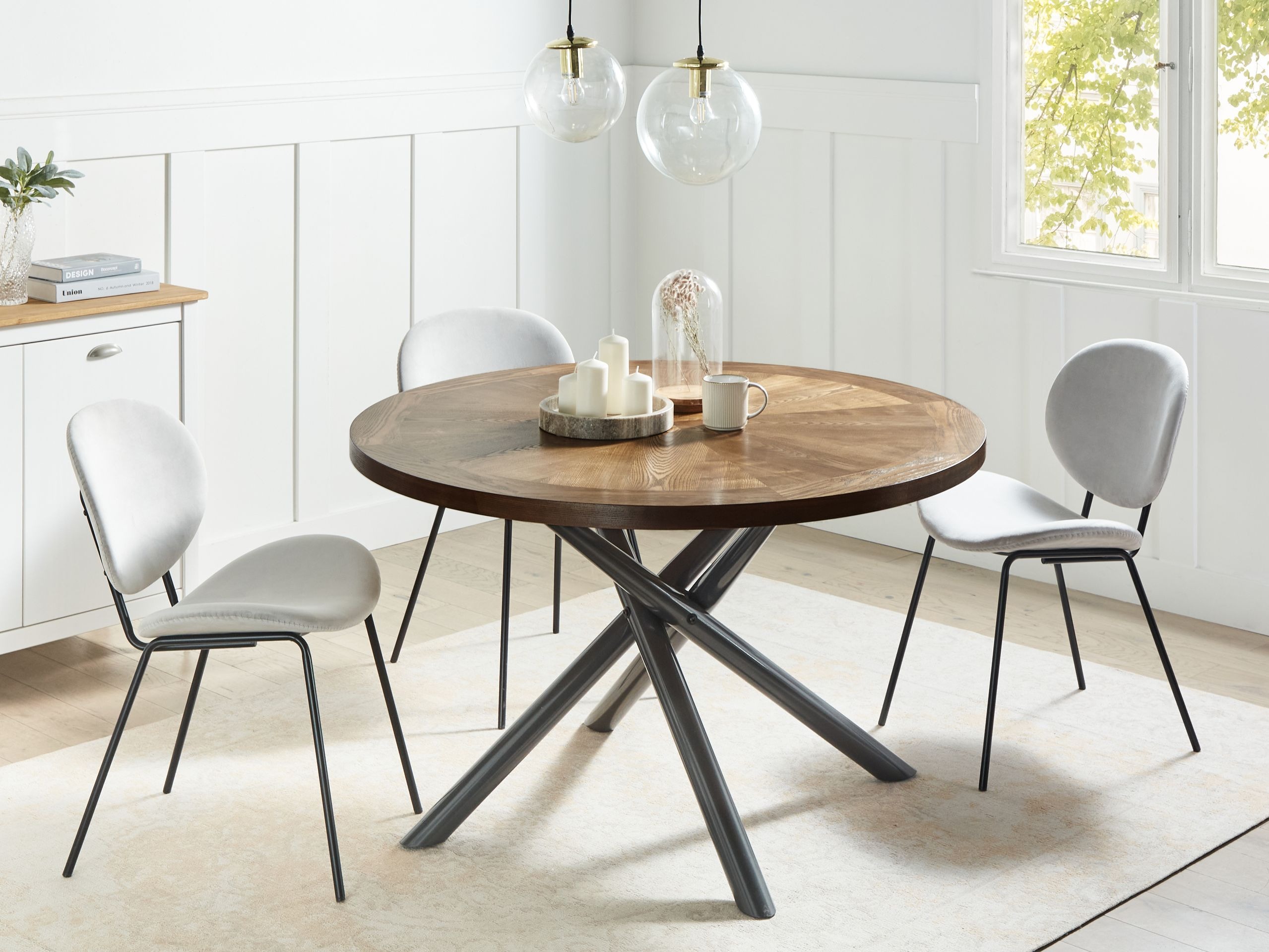Table Berwyn 2810
