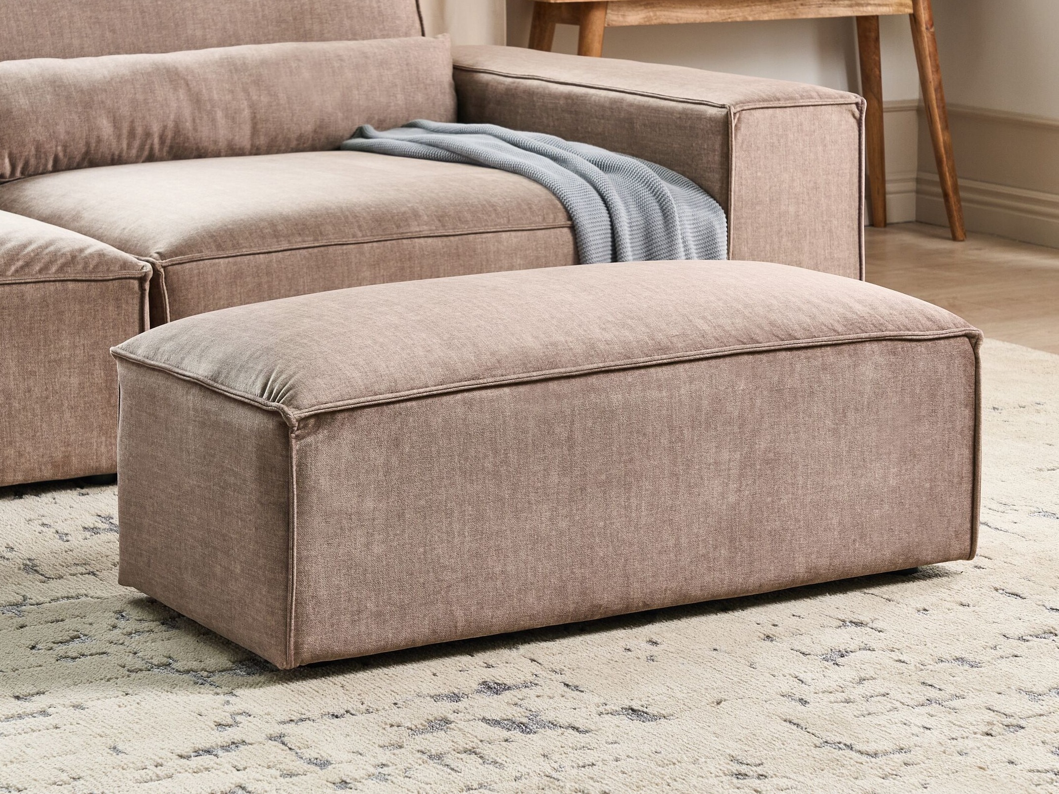 Upholstered bench Tivsora 110 (Light brown)