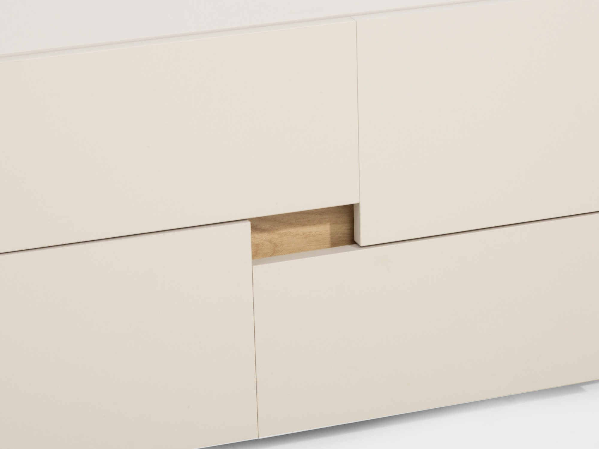 Chest of drawers Mavdori 103