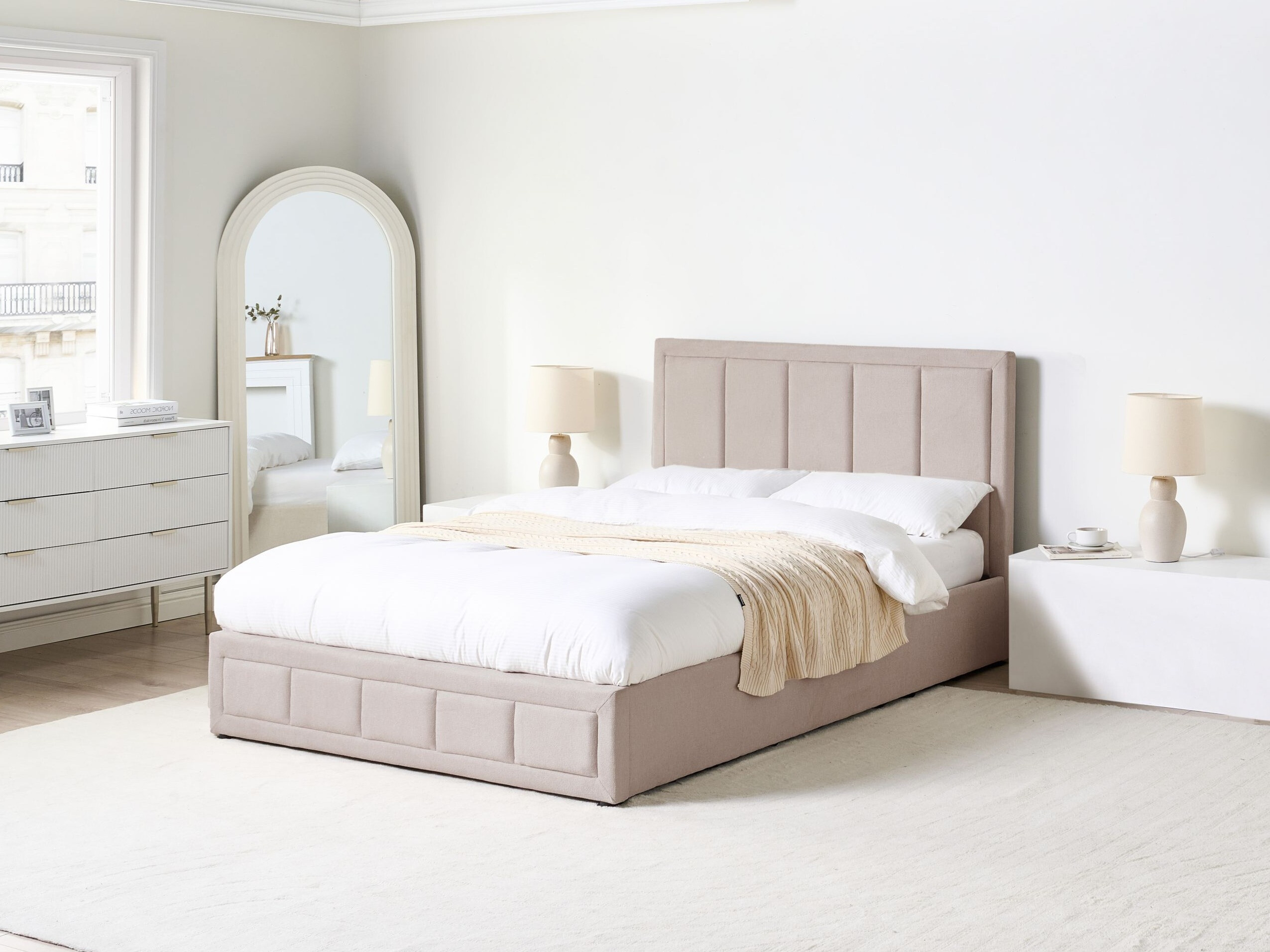 Bed Berwyn 3005 (Beige)