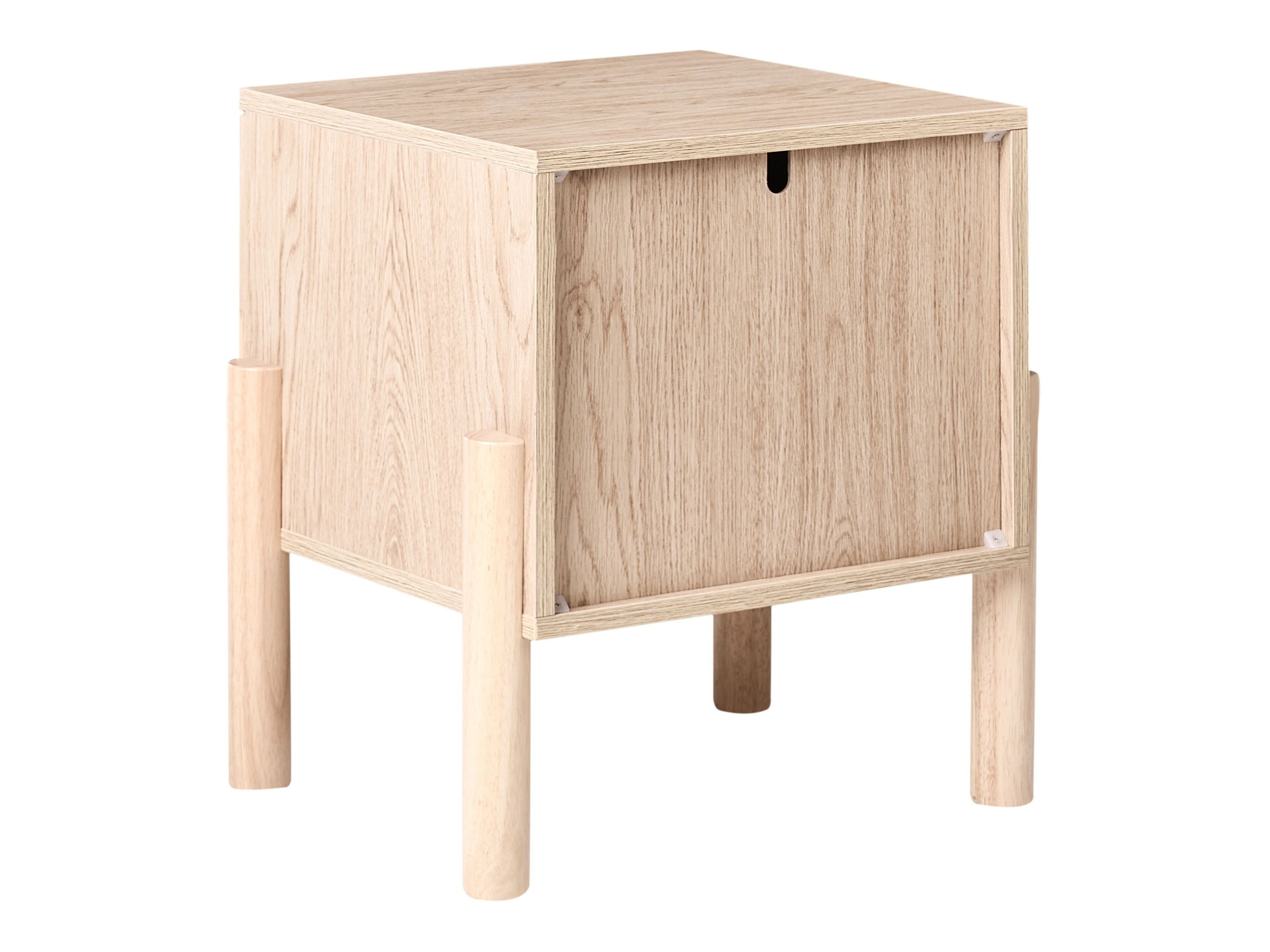 Κομοδίνο Berwyn 3200