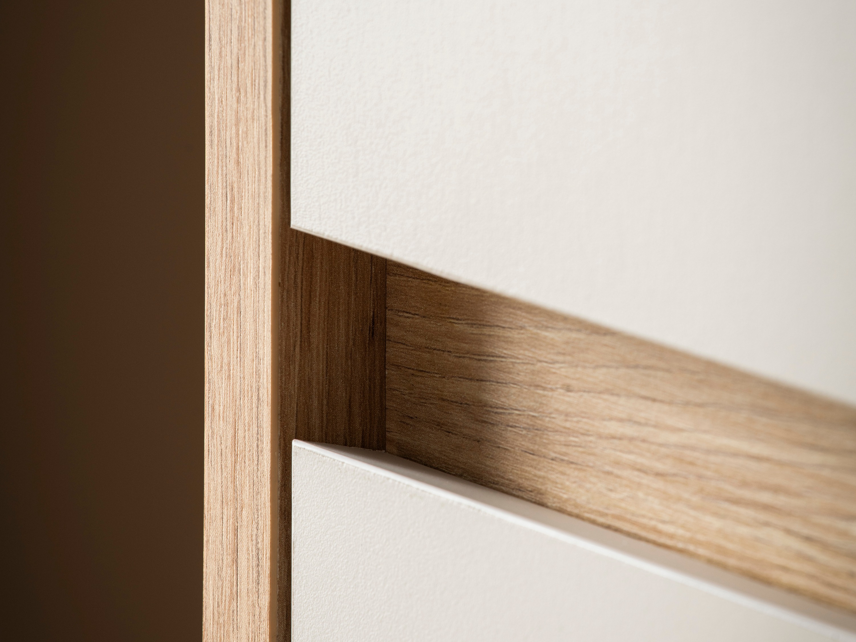 Συρταριέρα Ferciro 104