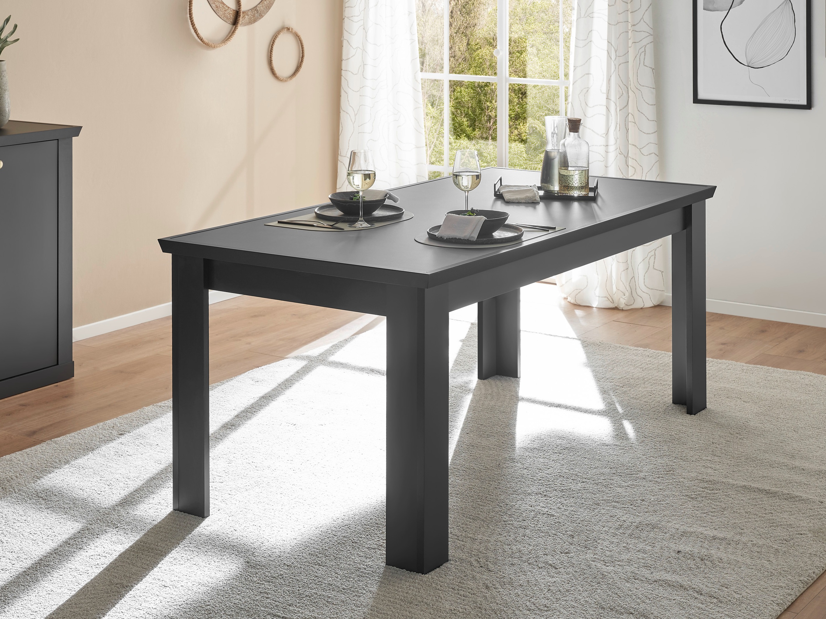 Τραπέζι Lirsero 106