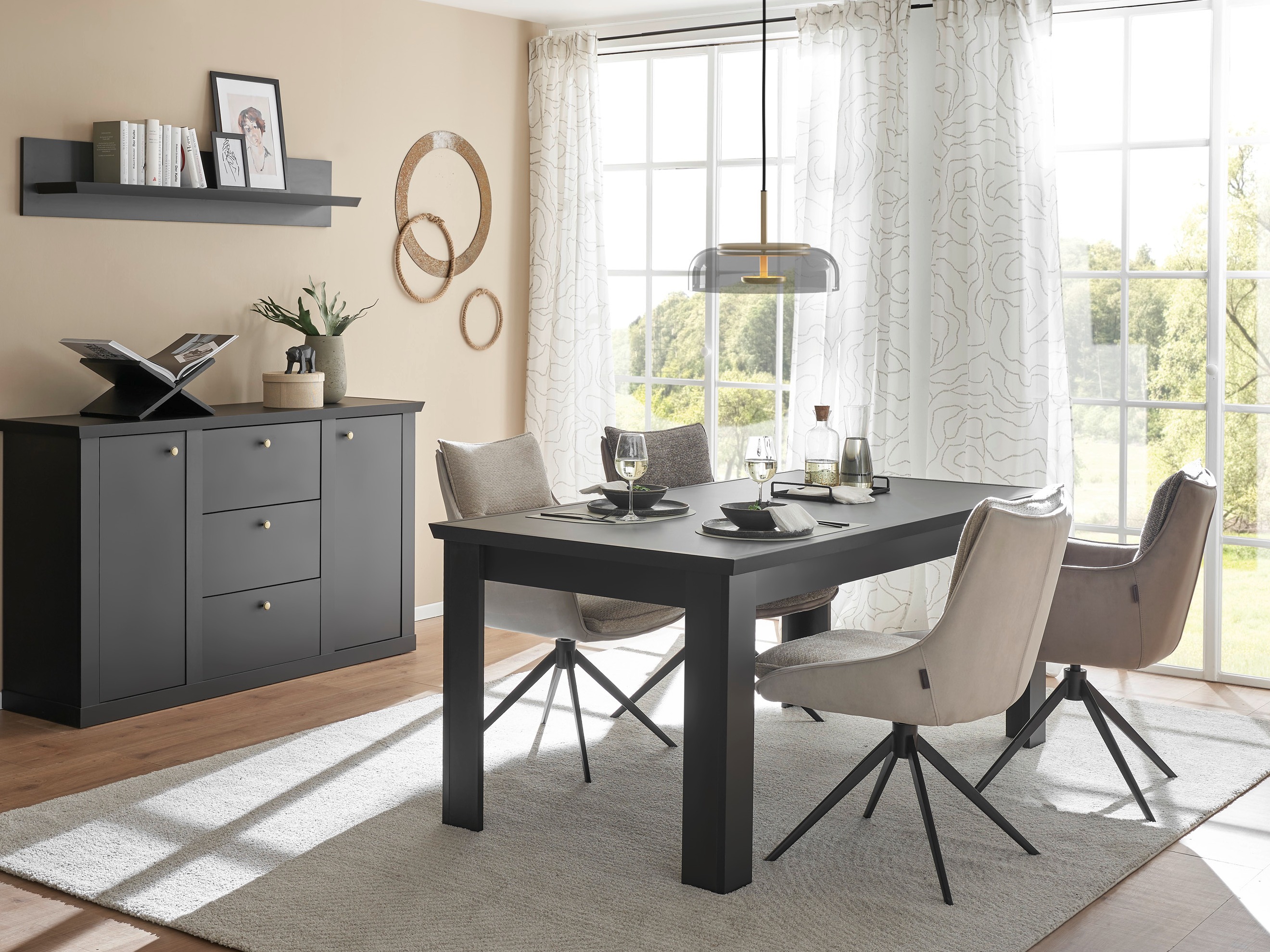 Τραπέζι Lirsero 106