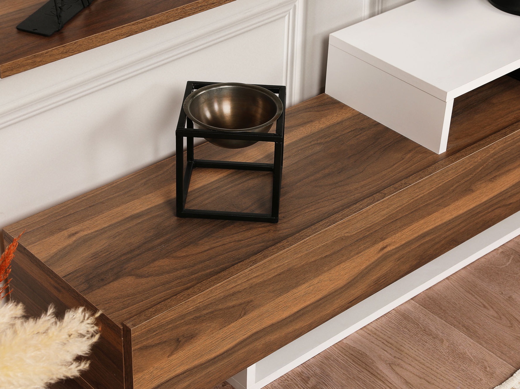 Έπιπλο τηλεόρασης Kailua 998 (Ξύλο Teak + Άσπρο)