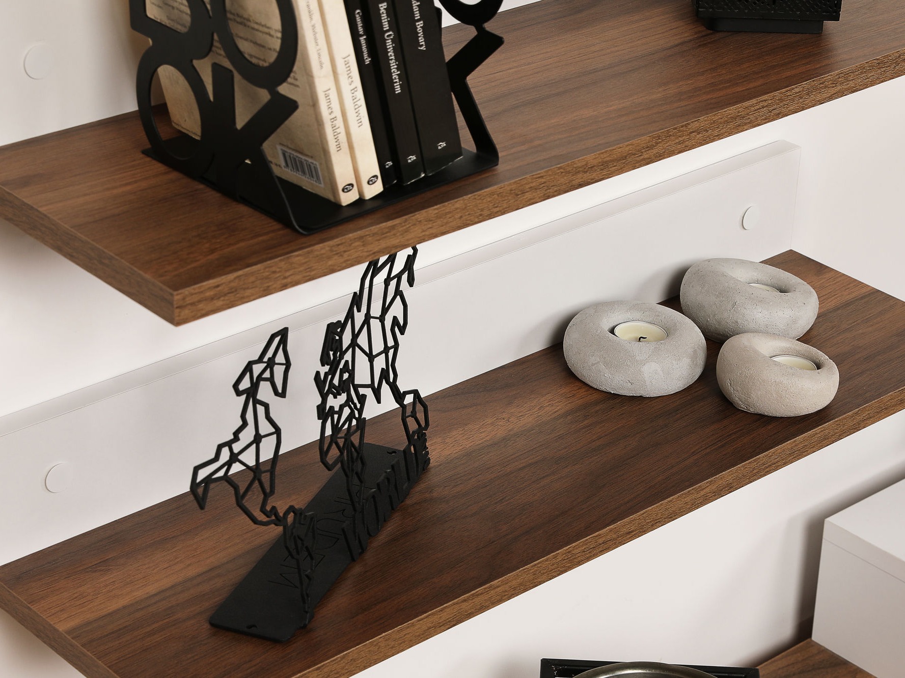 Έπιπλο τηλεόρασης Kailua 998 (Ξύλο Teak + Άσπρο)