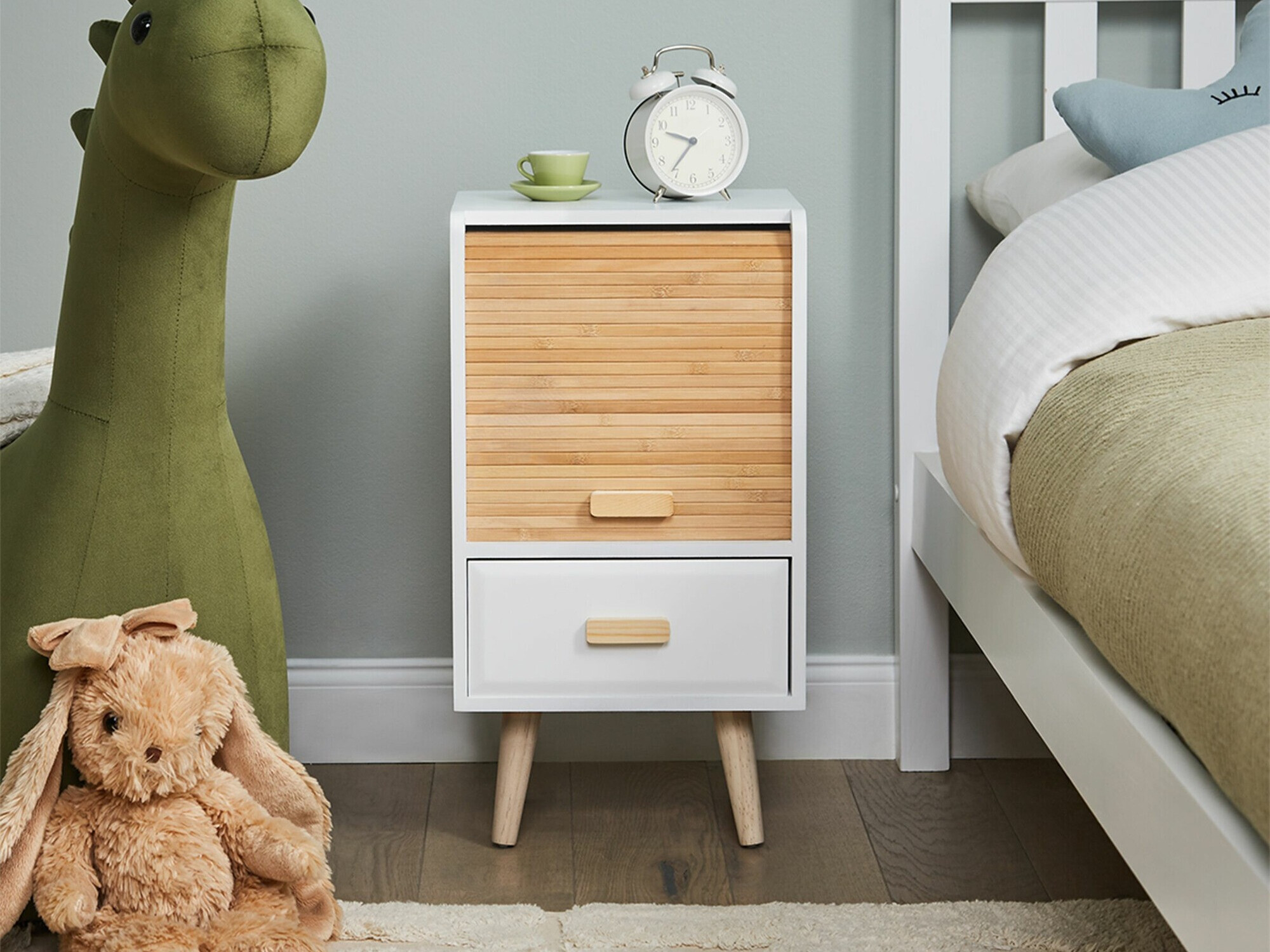 Κομοδίνο SG4264