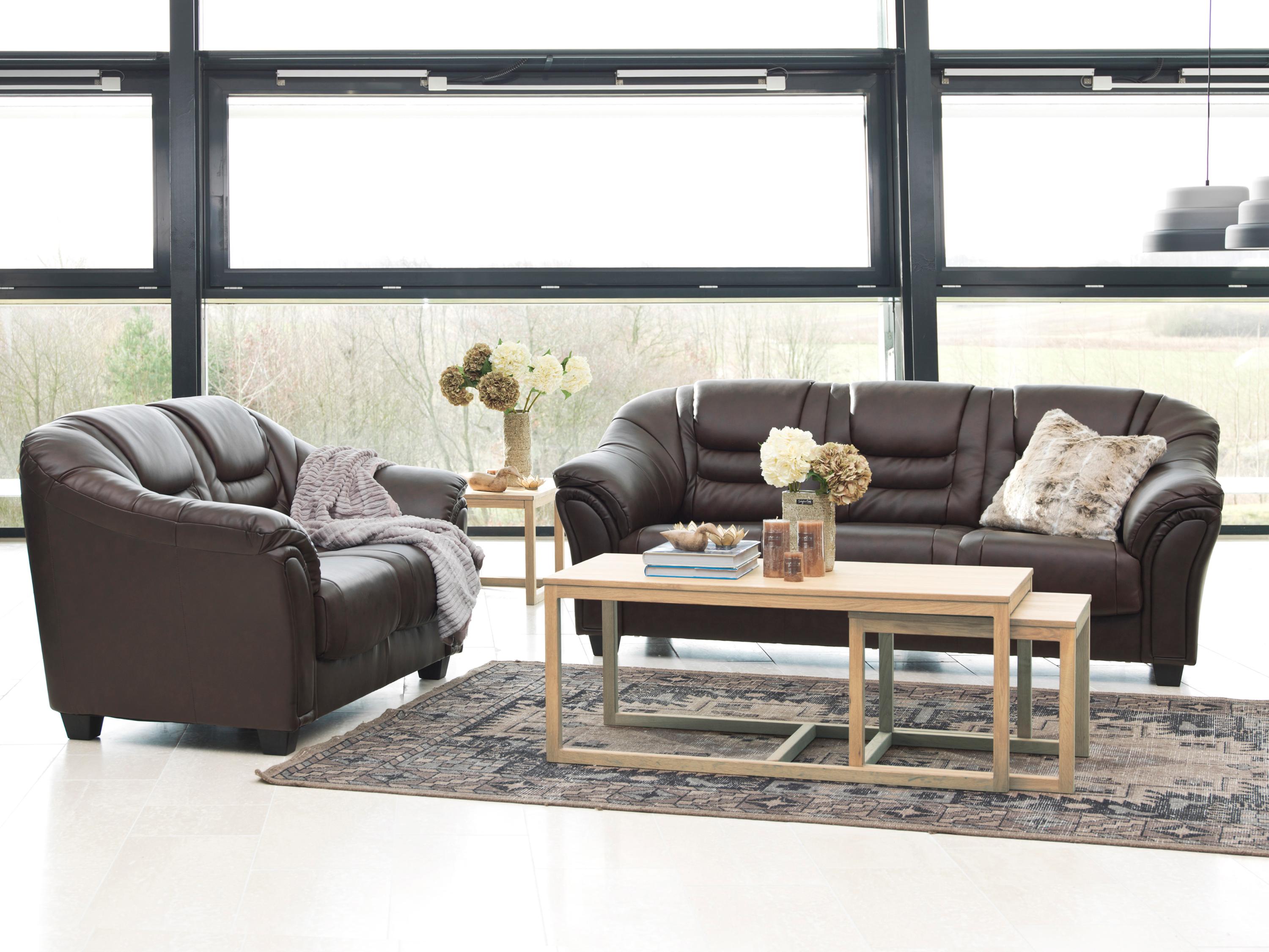 Nest of coffee tables SG4317