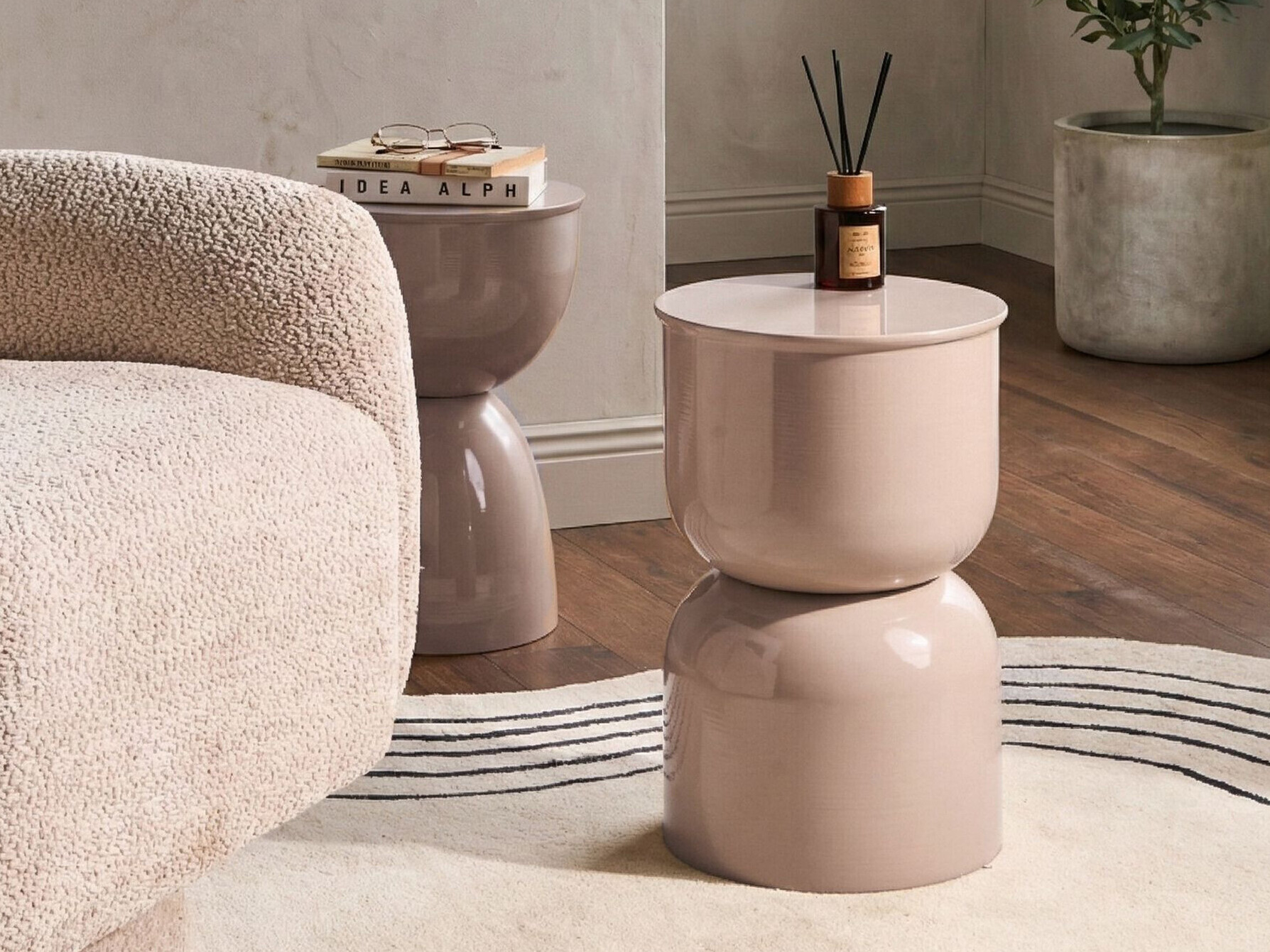Side table Berwyn 3291 (Light beige)