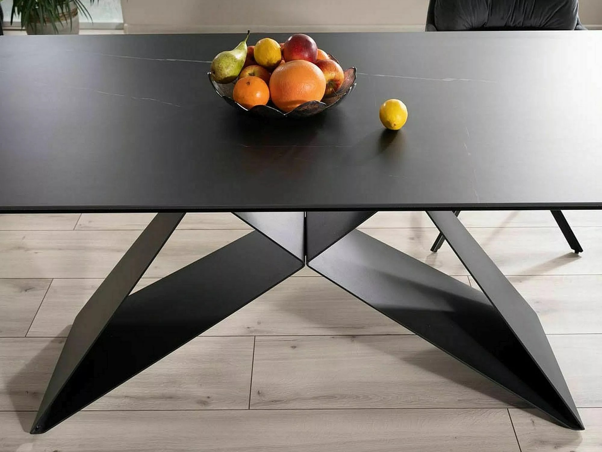 Table Detroit 978 (Black)